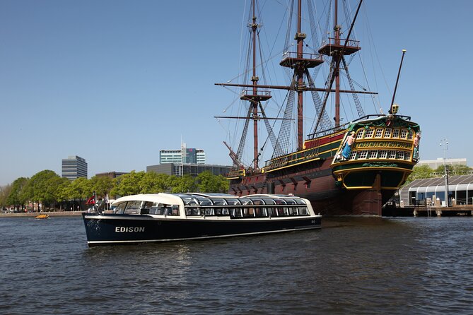 Amsterdam Family-Friendly Canal Cruise with Snackbox Option - Choosing the snackbox option