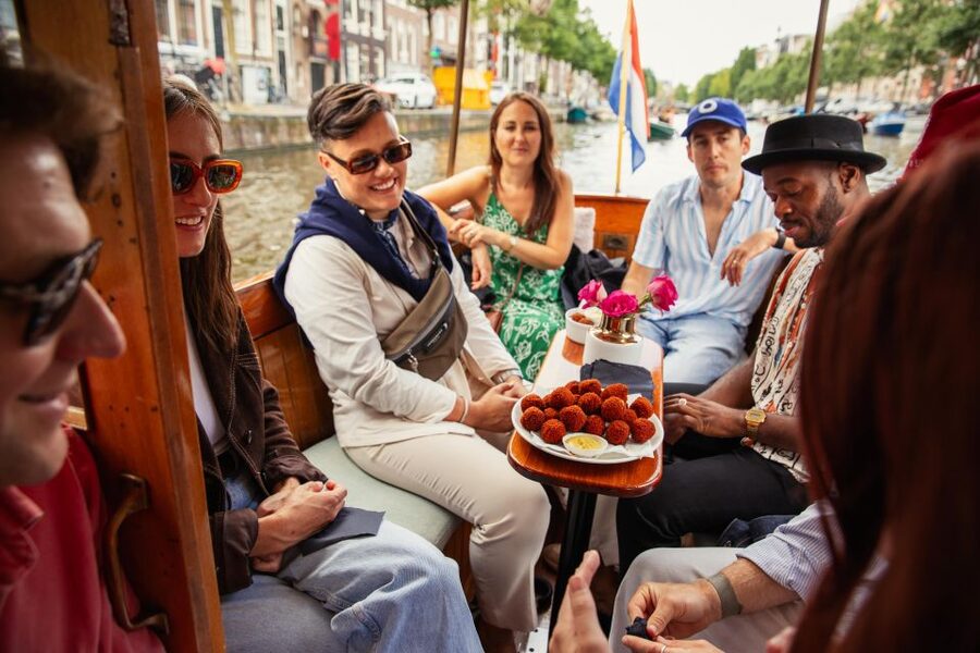 Amsterdam: Food and Canal Tour - Who will enjoy this tour most?