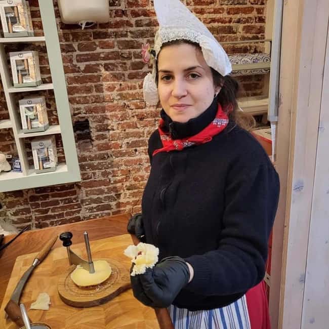 Amsterdam: Food Walking Tour - From Amsterdam Centraal to the Schreierstoren