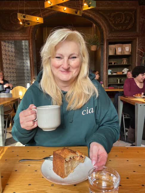Amsterdam: Food Walking Tour - Ending at Dam Square