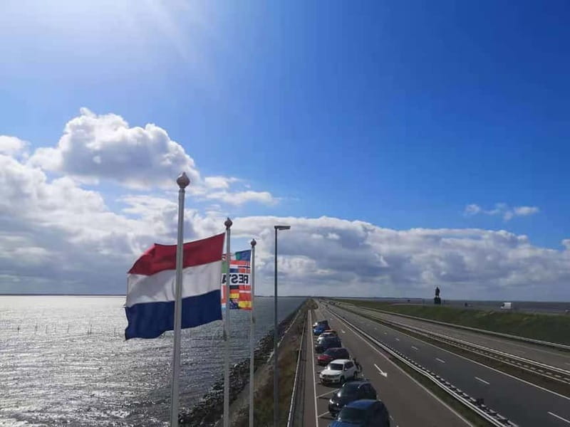 Amsterdam: Giethoorn, Afsluitdijk and Zaanse Schans Day Trip - Transport, group size, and the real cost