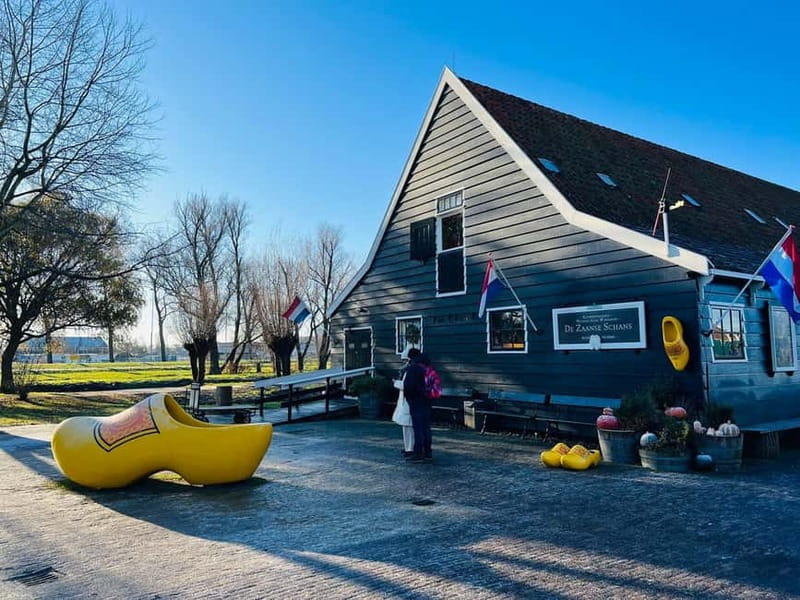 Amsterdam: Giethoorn, Afsluitdijk and Zaanse Schans Day Trip - Who should book this Amsterdam day trip?