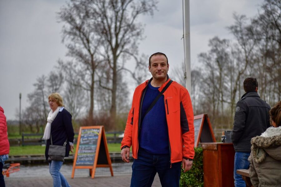 Amsterdam: Giethoorn and Zaanse Schans Windmills Day Tour - Booking details worth knowing