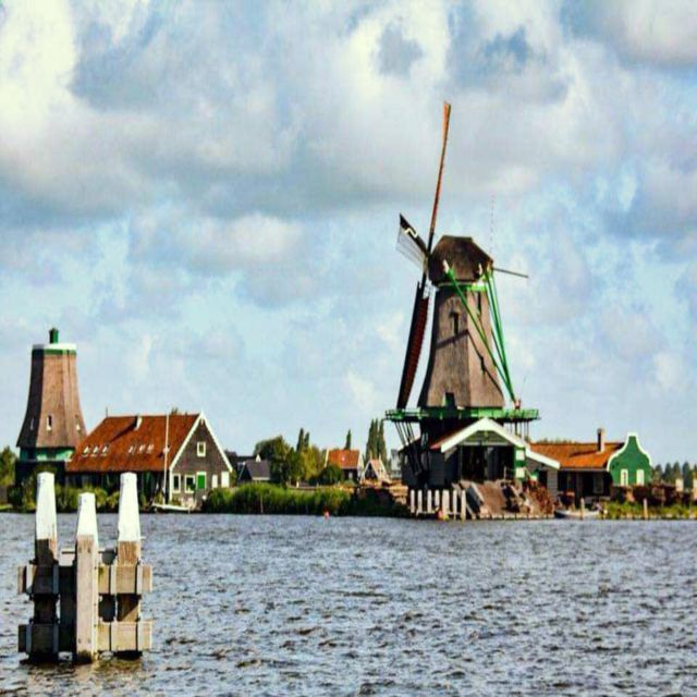 Amsterdam: Giethoorn and Zaanse Schans Windmills Day Tour - Clogs, cheese, and practical Dutch traditions