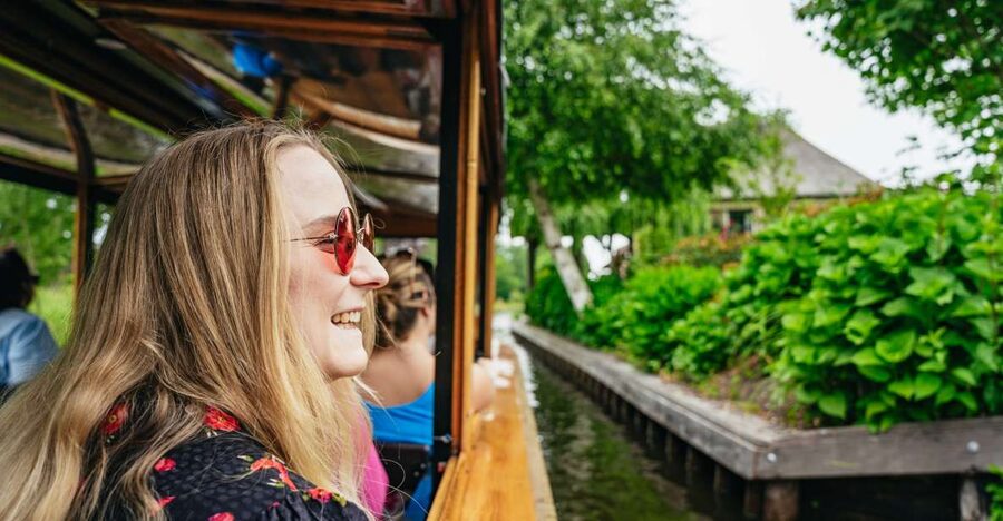 Amsterdam: Giethoorn, Volendam, and Zaanse Schans Tour - Who will enjoy this day most?