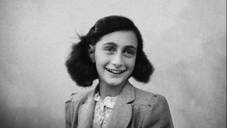 Amsterdam: Guided Anne Frank Small-Group Walking Tour - Starting at the Portuguese Synagogue
