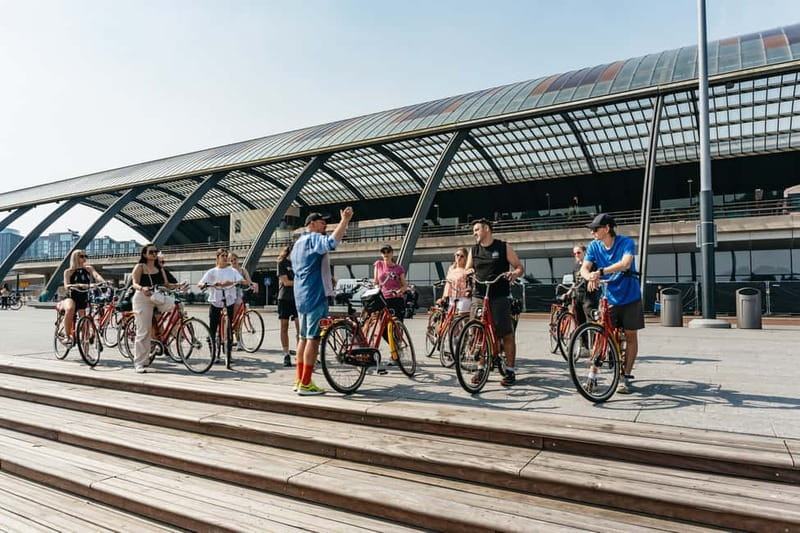 Amsterdam: Guided Bike Tour City Centre in EN/DE/FR/ES - De Pijp and the Magere Brug