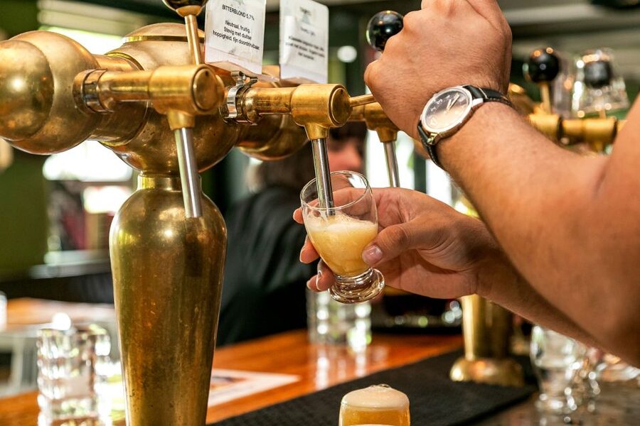 Amsterdam: Guided Craft Beer Brewery Bus Tour with Tastings - Oedipus Brewing gives you the first taste