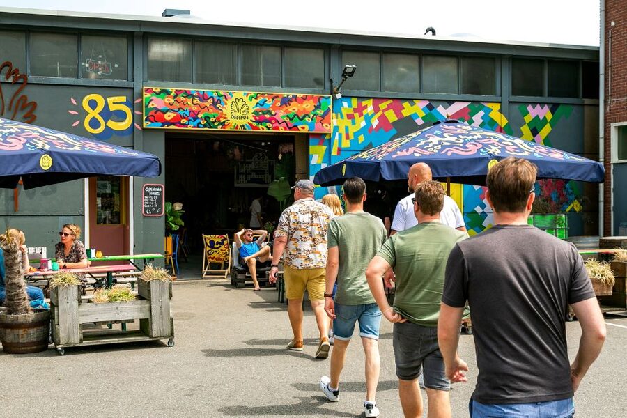 Amsterdam: Guided Craft Beer Brewery Bus Tour with Tastings - Breugem Beer keeps the final stop short