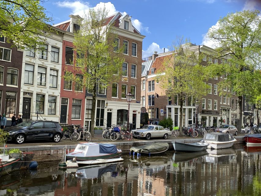 Amsterdam: Guided Off-The-Beaten-Track Walking Tour - Along Herengracht and Prinsengracht