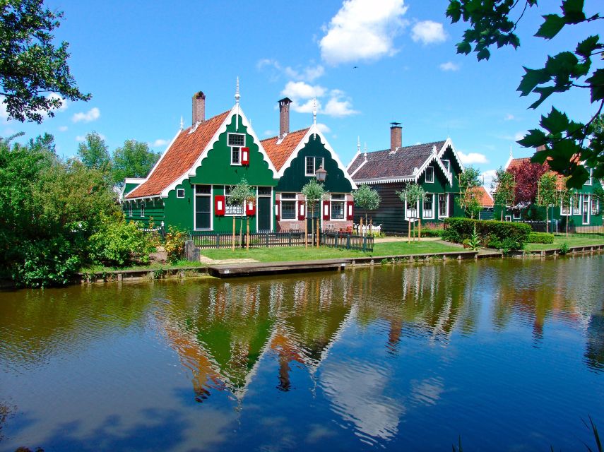 Amsterdam: Guided Zaanse Schans, Windmills & Cheese Tour - Why Zaanse Schans works as a short trip from Amsterdam