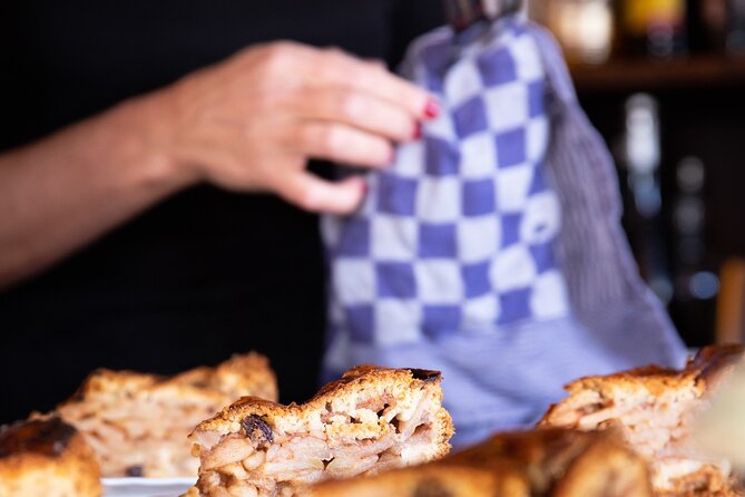 Amsterdam High-End Dutch Food & History Tour - Up to 8 guests - Meeting points, timing, and cancellation details