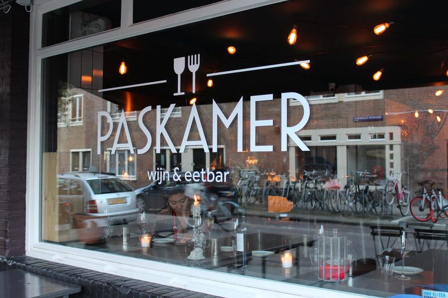 Amsterdam: High Wine at wine bar Paskamer, 3-rounds - Should you book Paskamer’s high wine?