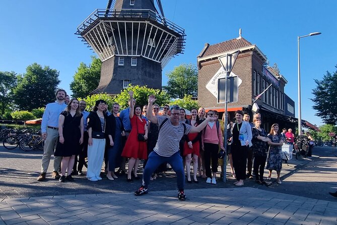 Amsterdam Highlights Bike or E-Bike Tour - Vondelpark and the halfway drink stop