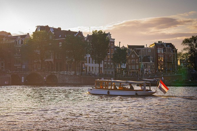 Amsterdam Highlights Canal Cruise with a Drink - A UNESCO-protected canal area from the water