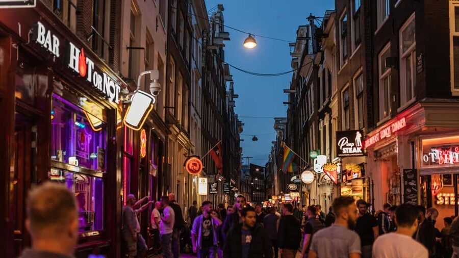 Amsterdam: Highlights & Hidden Gems Private Walking Tour - A private introduction to Amsterdam, not a fixed sightseeing march