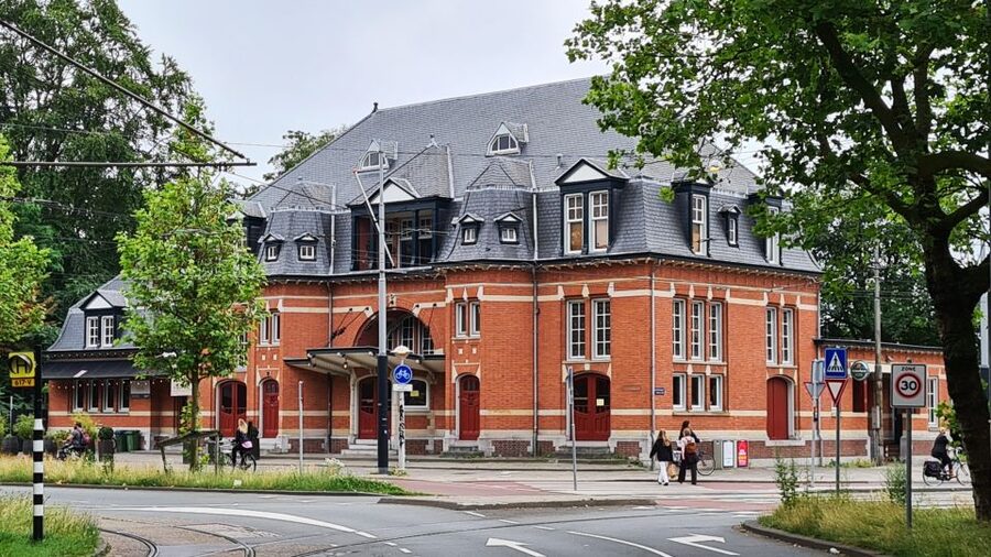 Amsterdam: Historic Tram Ride on Heritage Line to Amstelveen - The first stretch toward the Olympic Stadion