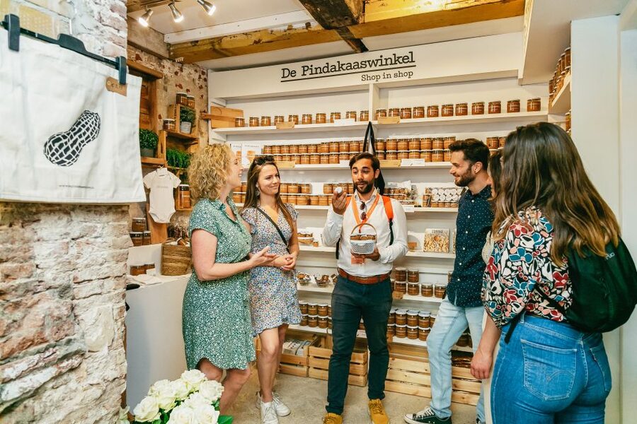 Amsterdam: Historical Highlights Walking Tour with Tasting - Key points to know before booking
