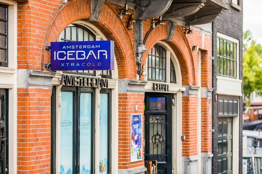 Amsterdam: Icebar Entry Ticket with 3 Drinks - Inside the ice room at minus 10 Celsius