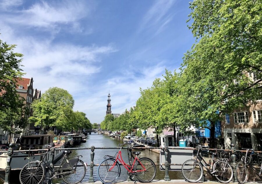Amsterdam: Jordaan District Tour with a German guide - Who should book this Jordaan walk?