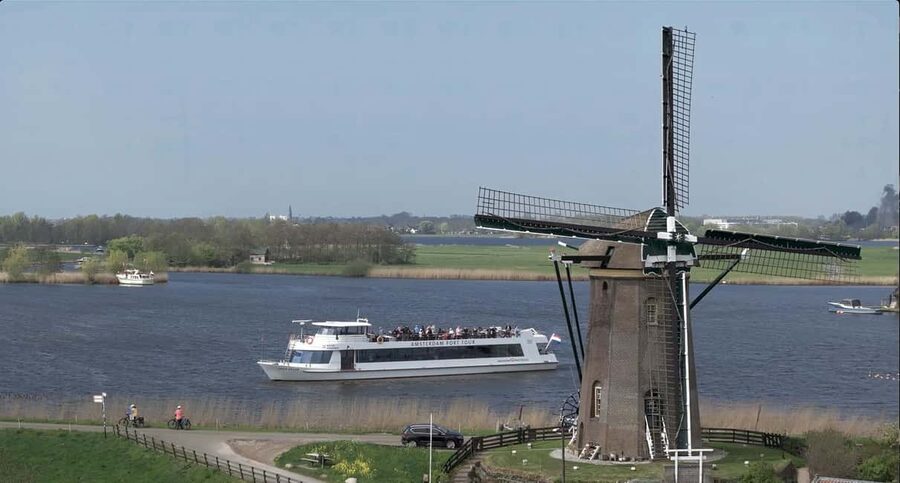 Amsterdam: Keukenhof, Tulip Farm Full-Day Tour with Cruise - Key points to know before booking