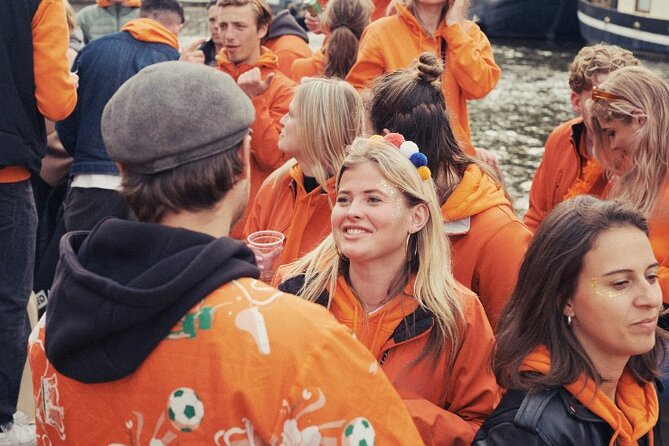 Amsterdam King’s Day Boat Party with Unlimited Drinks 2026 - A group size that shapes the mood