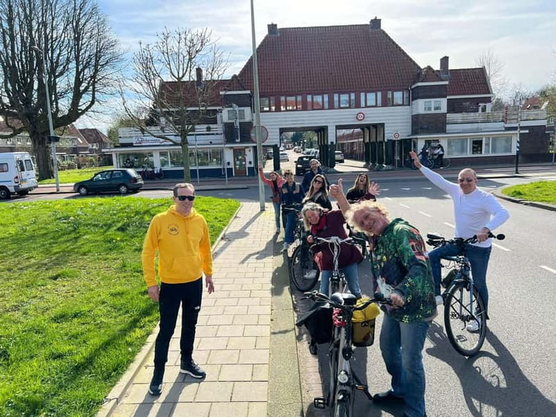 Amsterdam: Leisurely Windmill & Countryside Bike Ride - What the $49 price buys you