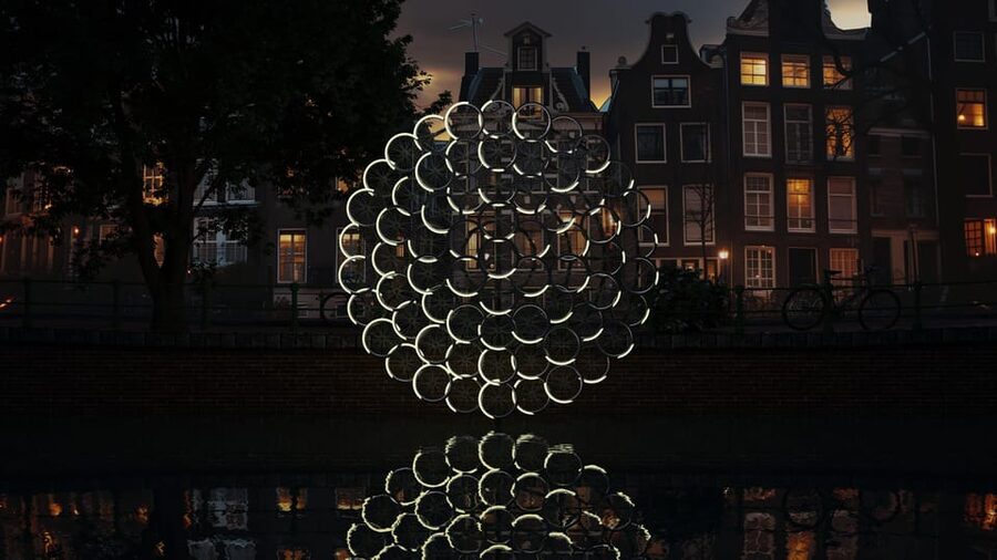 Amsterdam: Light Festival Boat Tour with Warm Drinks - Key points to know before booking