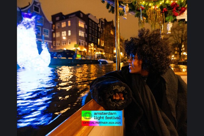 Amsterdam Light Festival: Cruise Unlimited Drinks & Bite option - Getting to the boat at Prins Hendrikkade 33A
