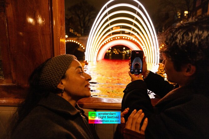 Amsterdam Light Festival: Heated Boat Cruise + Hot Drinks & Bite - Finding the boat without losing your evening