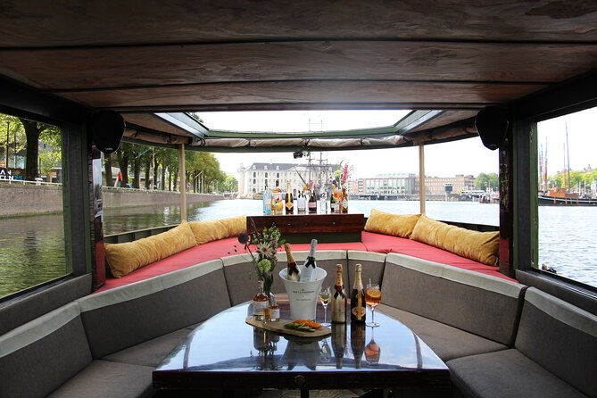 Amsterdam: Luxury Boat Cruise Unlimited Cocktails, Beers & Wines - Weather, comfort, and the best time to go