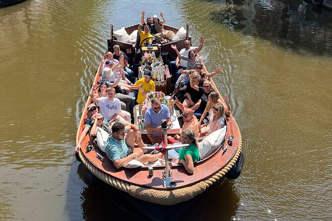 Amsterdam Luxury Boutique Boat tour with Unlimited Beer and Wine - What this short Amsterdam canal cruise is really for