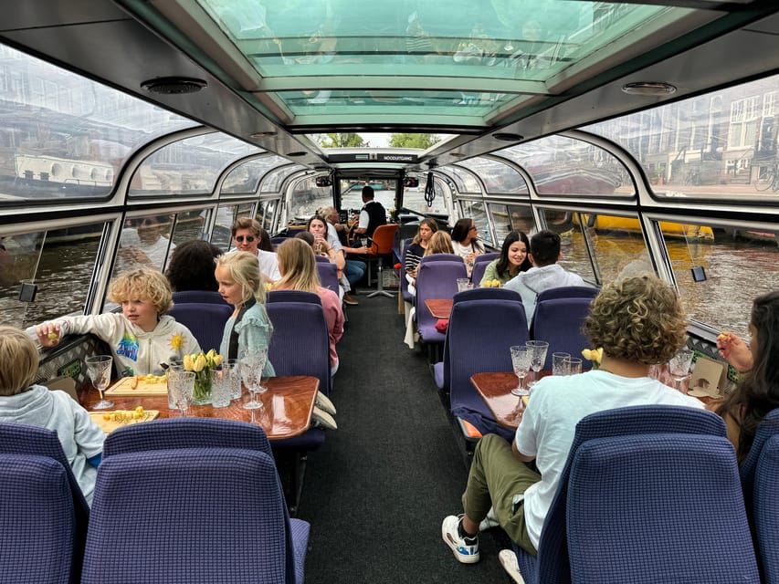 Amsterdam: Luxury Cheese & Wine Canal Cruise - Meeting at the H’Art Museum dock