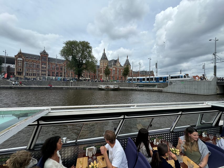 Amsterdam: Luxury Cheese & Wine Canal Cruise - Who will enjoy this cruise most?