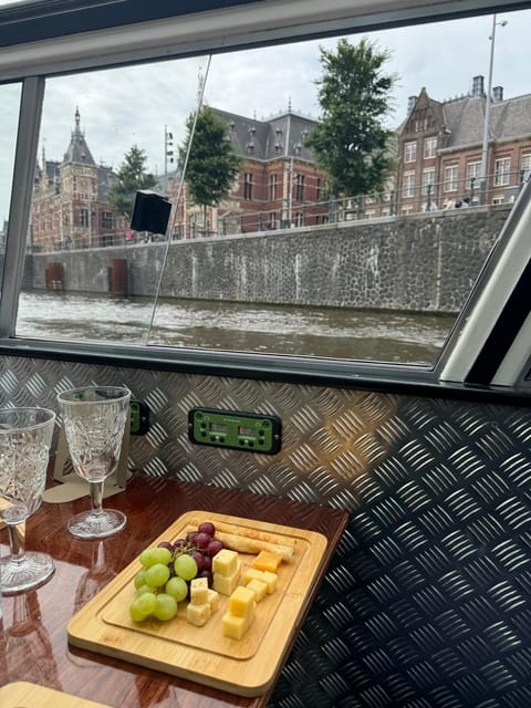 Amsterdam: Luxury Cheese & Wine Canal Cruise - Should you book the Amsterdam Cheese and Wine Canal Cruise?