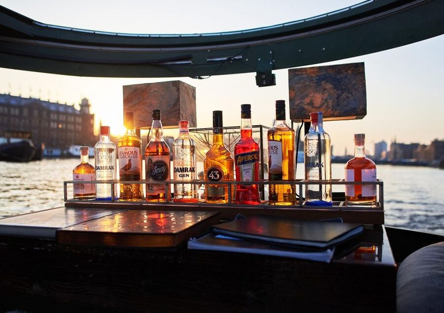 Amsterdam: Luxury Cruise Unlimited Cocktails & Snacks Option - Should you book it?