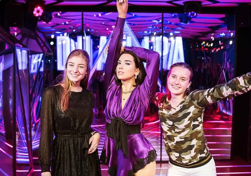 Amsterdam: Madame Tussauds Ticket - Singing with Adele and making music with DJs