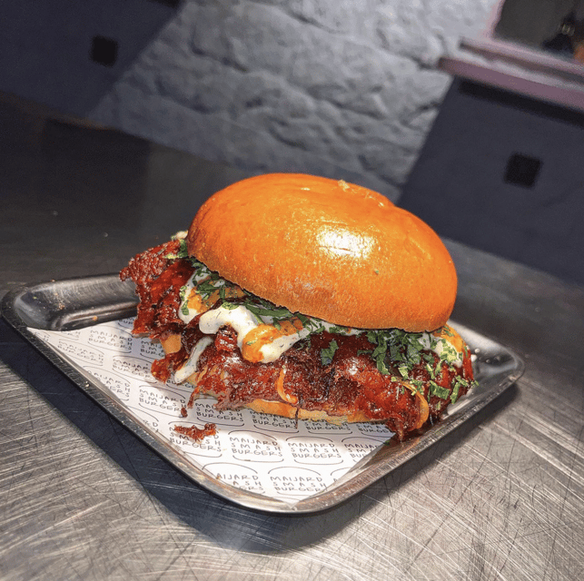 Amsterdam: Maijard 3-Course Menu and Nightlife Ticket - Starting the night with three courses at Maillard Burgers