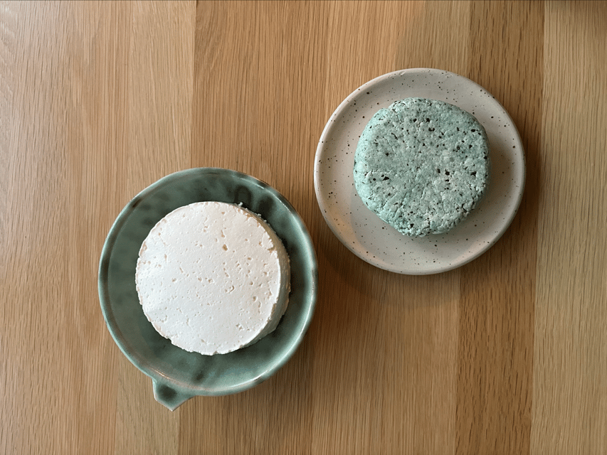 Amsterdam: Make your cheese next to De Hallen - Tasting fresh and pressed homemade cheeses