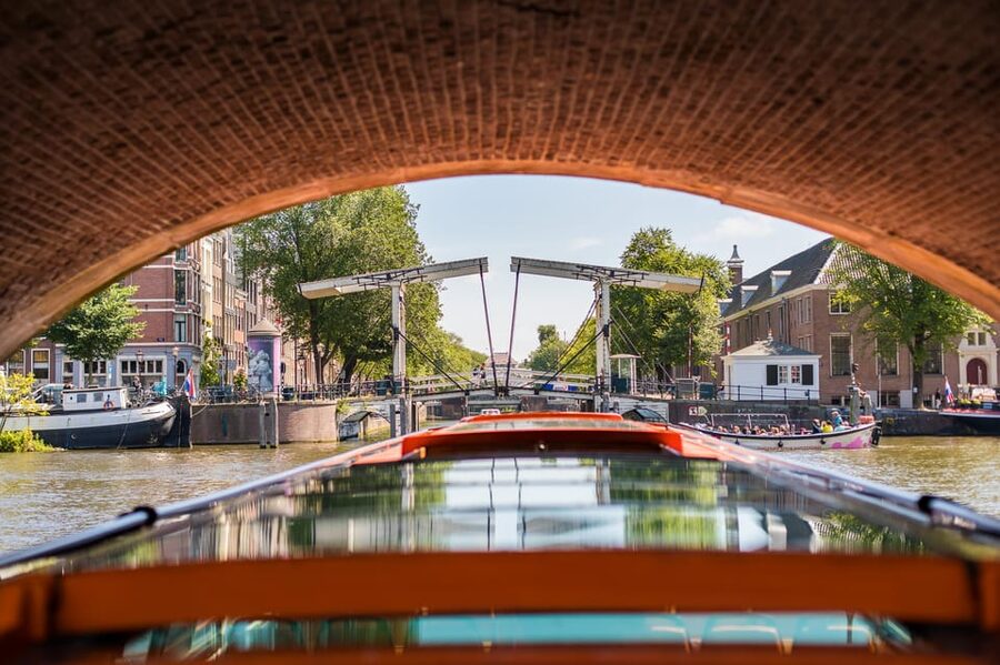 Amsterdam: Moco Museum Entry Ticket and Canal Cruise - Should you book the Moco and canal cruise?