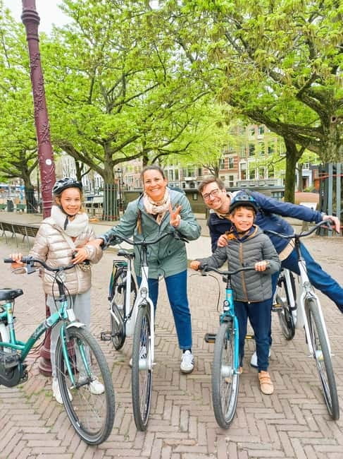 Amsterdam: Off the Beaten Path Bike Tour in French - The value of $41