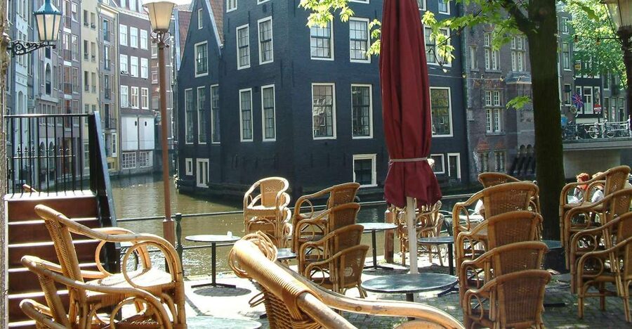 Amsterdam Old City Private Walking Tour - The medieval center and the old city wall