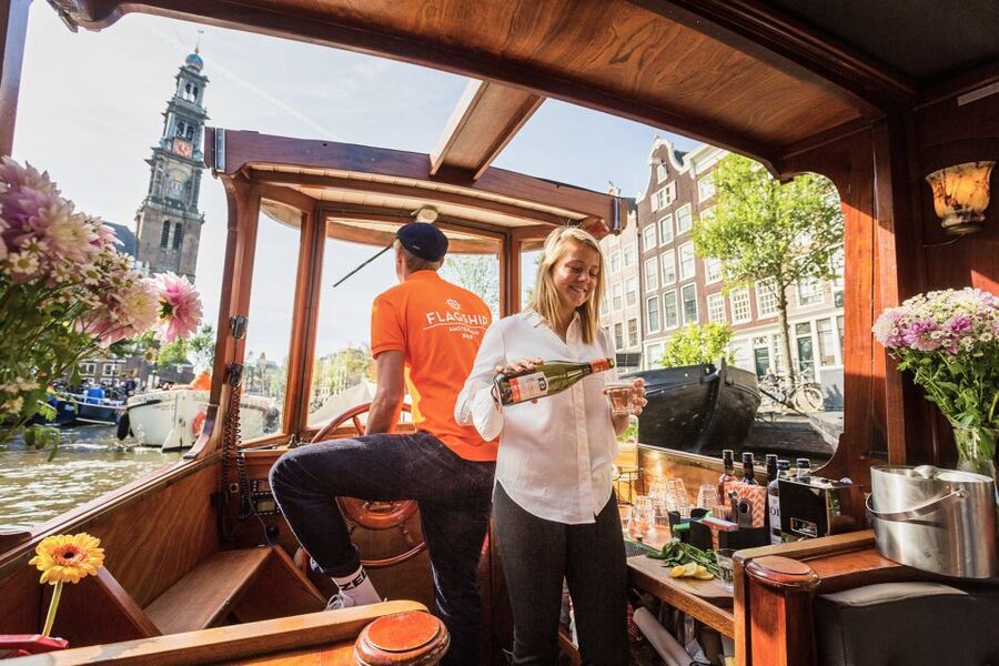 Amsterdam: Open Boat Cruise option Unlimited Drinks & Bite - Is the $22 price good value?