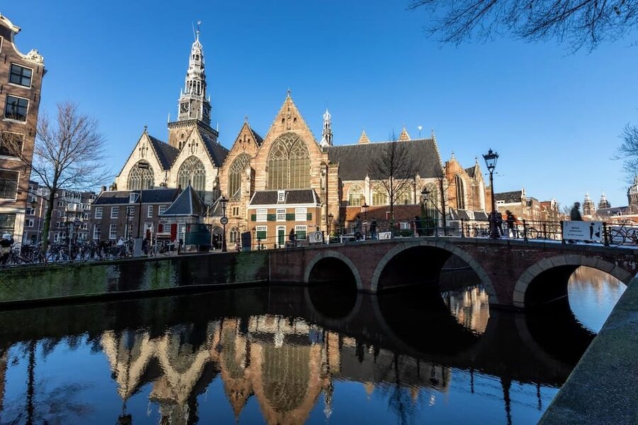Amsterdam: Oude Kerk Entry Ticket - The tower question and Amsterdam views
