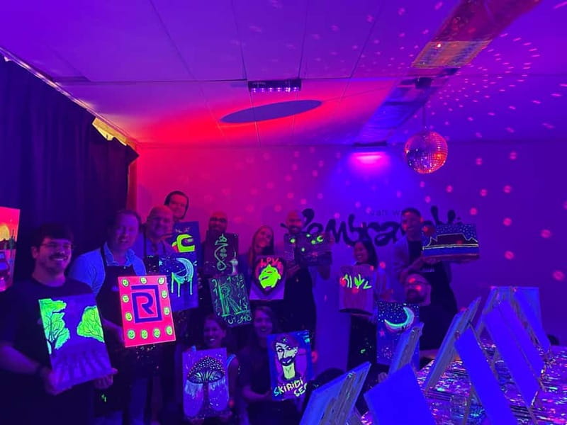 Amsterdam: Paint and Sip in the Dark at Rembrandt van Wine - Is $55 a fair price in Amsterdam?