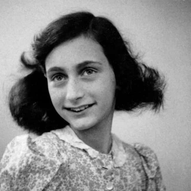 Amsterdam: Private Anne Frank and Jewish History Tour - Starting at the Portuguese Synagogue
