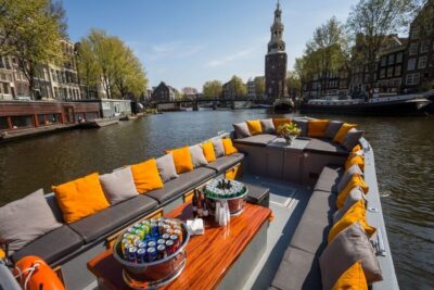 Private BBQ Cruise with Personal Chef & Drinks