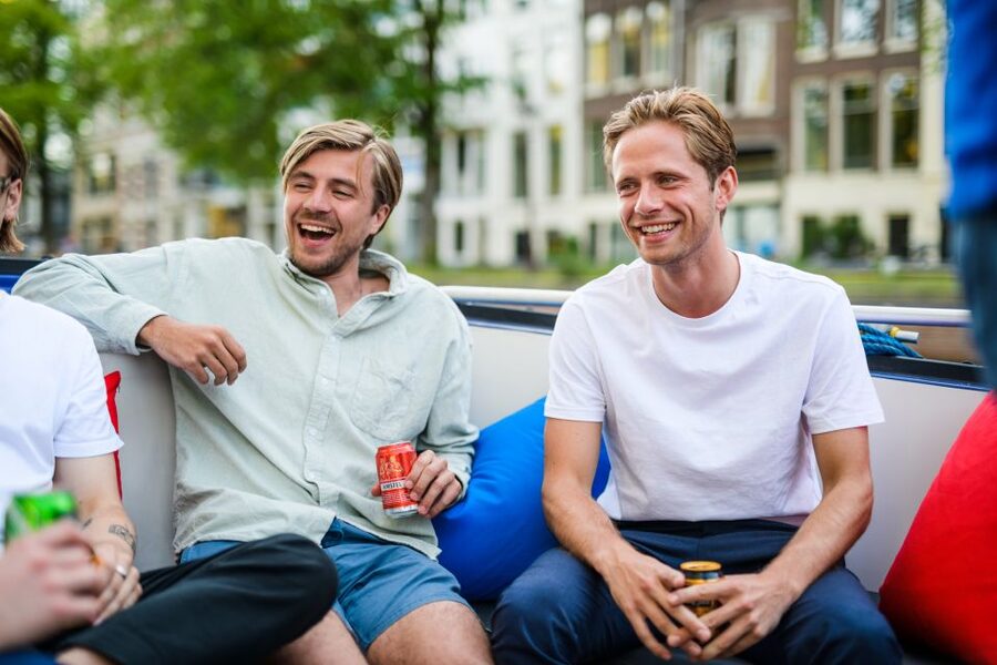 Amsterdam: Private Canal Booze Cruise with Unlimited Drinks - What the unlimited bar really adds