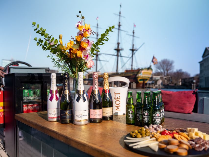 Amsterdam: Private Canal Cruise with Drinks and Snacks - Who should book this cruise?