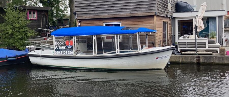 Amsterdam: Private Canal Tour - Comfort, drinks, and the weather question
